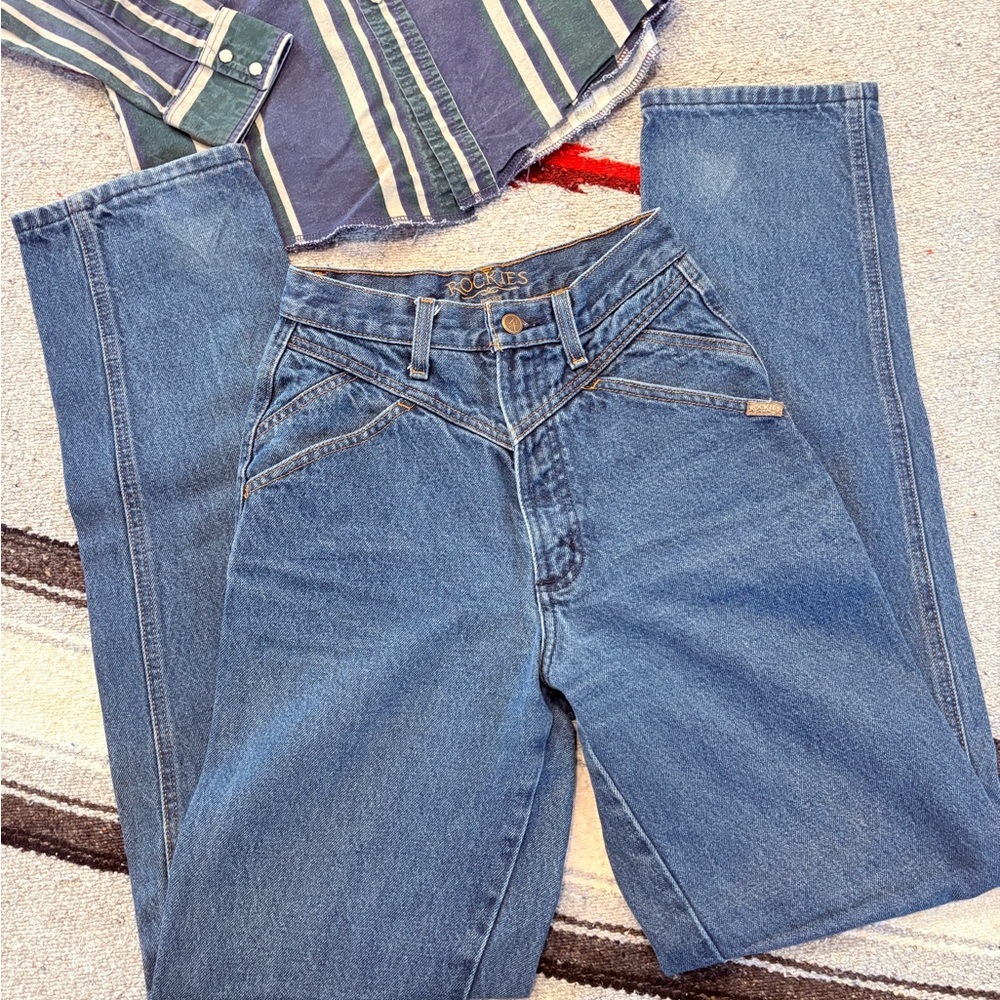 Rockies Light Blue Denim Jeans with Gold Embroidery size 4XL - Picture 2 of 5
